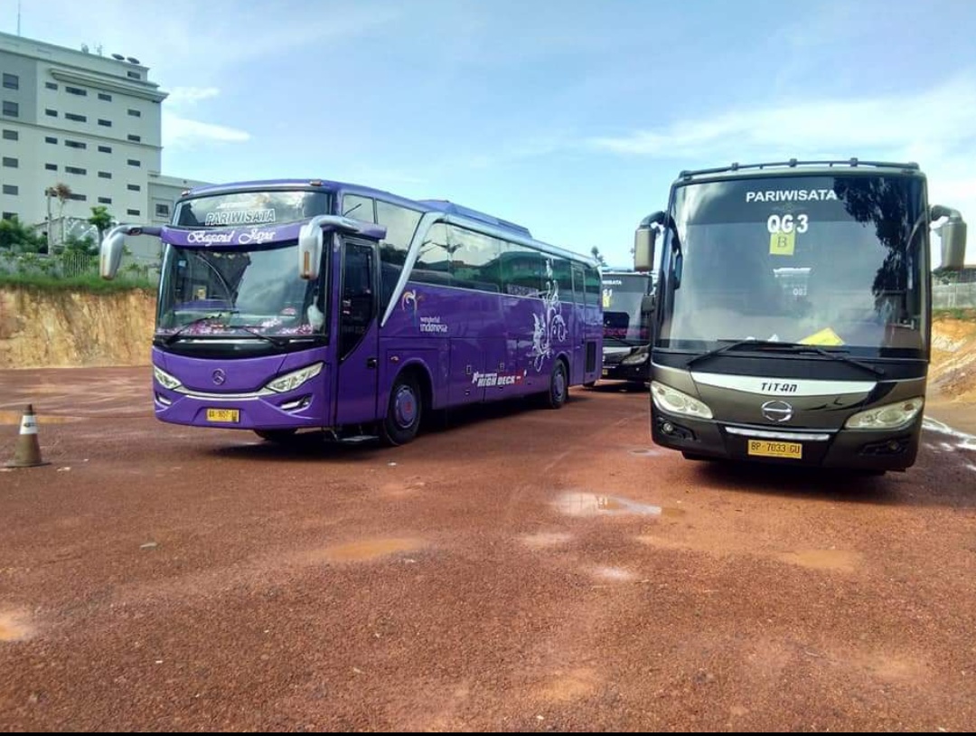 sewa bus pariwisata batam4